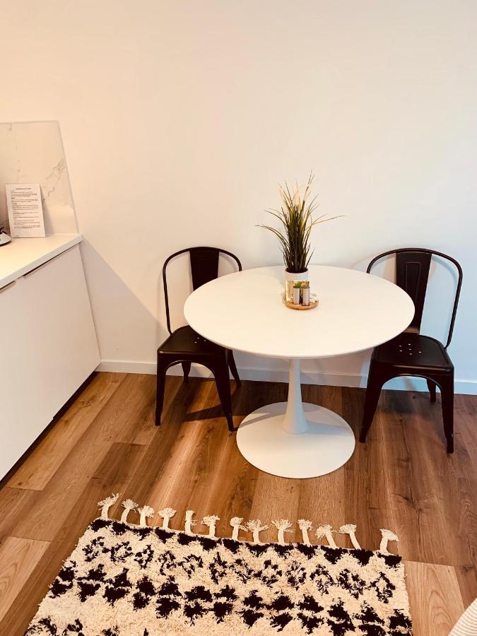 Gästehaus zur Uni Klinik Exklusives Apartment mit Küche und Badezimmer Homburg  Exterior foto