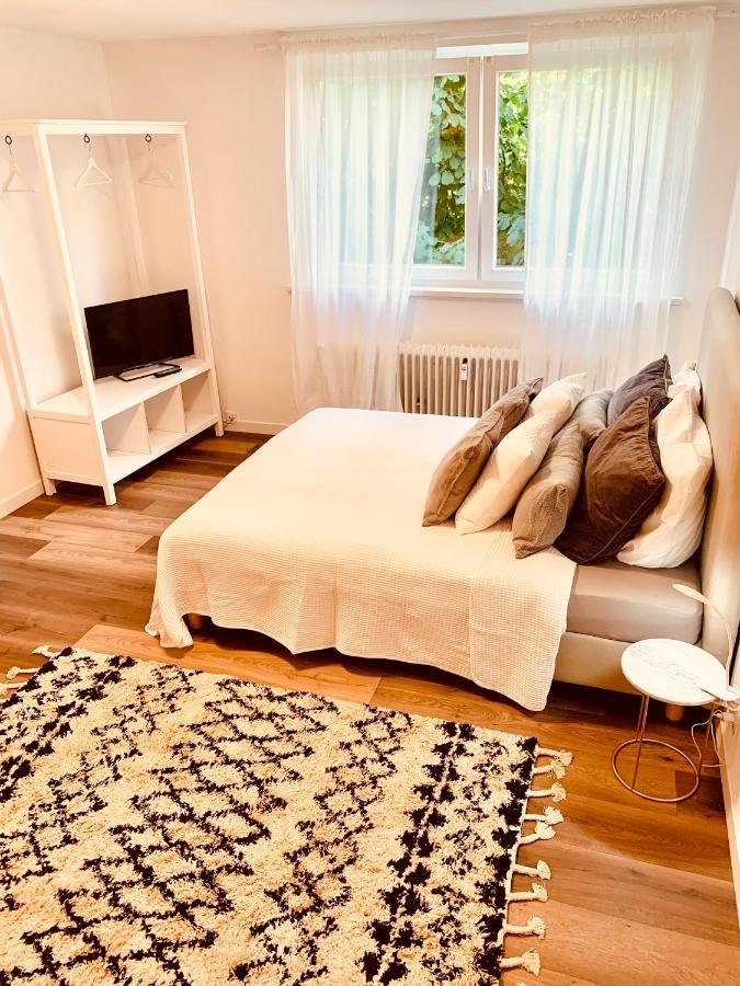 Gästehaus zur Uni Klinik Exklusives Apartment mit Küche und Badezimmer Homburg  Exterior foto